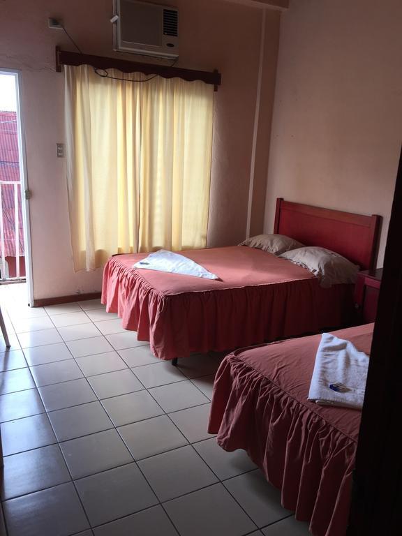 Hotel Villa Margarita Flores Cameră foto