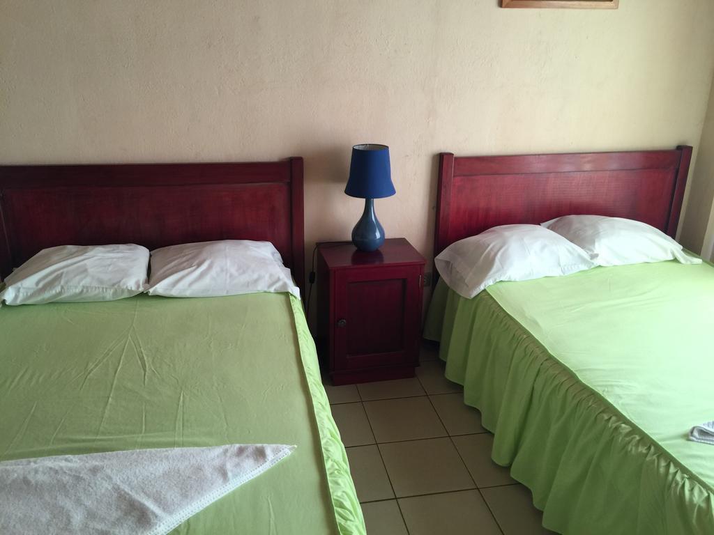 Hotel Villa Margarita Flores Cameră foto